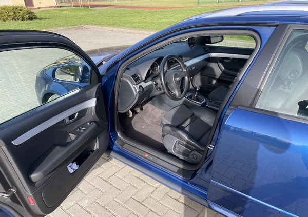 Audi A4 cena 24700 przebieg: 235700, rok produkcji 2004 z Brześć Kujawski małe 232